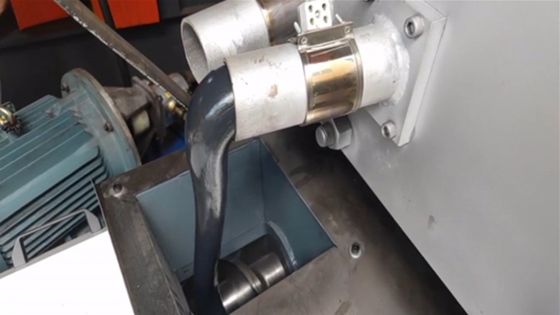 Material restante de reciclagem plástico da máquina da peletização do molde de Roto