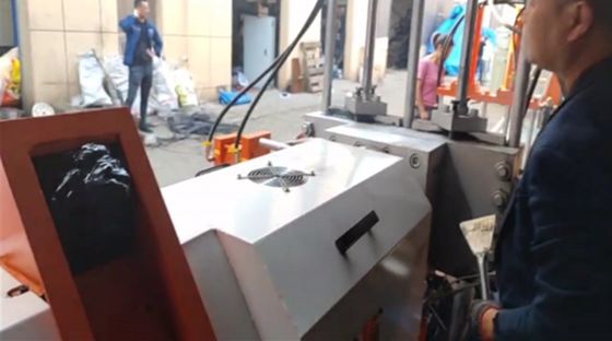 Material restante de reciclagem plástico da máquina da peletização do molde de Roto