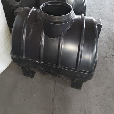 Modelagem de recipientes sépticos modernos para fabricação de plásticos