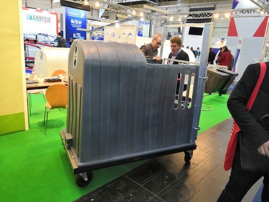 Formas de moldagem por rotação para animais de criação